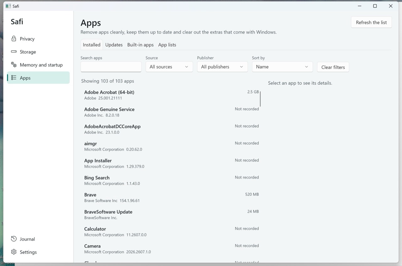 Safi Apps page on the Installed tab, with search, source and publisher filters above a list of installed apps and their versions.